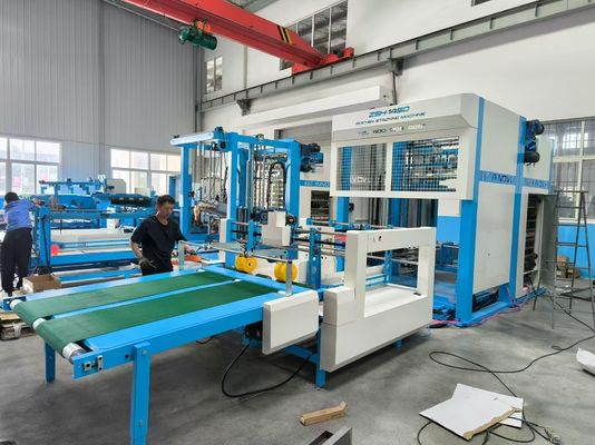 Sistema avançado de empilhamento e laminação de flauta com máquina de empilhamento automático para produção de cartão ondulado