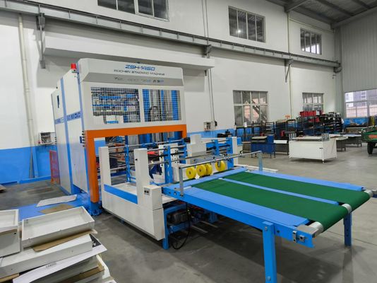 Sistema avançado de empilhamento e laminação de flauta com máquina de empilhamento automático para produção de cartão ondulado