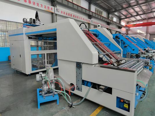 Máquina laminadora automática de flauta construída para suportar tarefas de laminação de cartão ondulado de alta velocidade e litho laminação