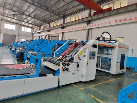 Máquina laminadora automática de flauta de alta precisão com grande tamanho de papel (170*170cm) e múltiplas opções de potência (22kw-30kw)