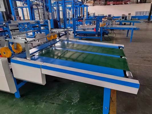 Máquina Empilhadeira Automática Flip Flop Integrando Mesa de Papel Lenta e Componentes do Sistema para Viragem e Empilhamento de Laminadora de Flauta na Produção de Embalagens