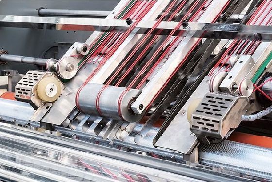 máquina de estratificação do cartão de 1700mm com velocidade de Flip Flop Stacker Intelligent High