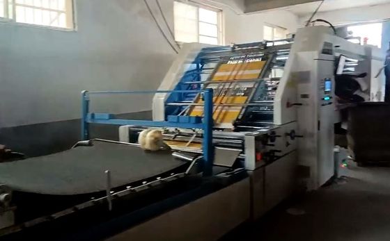 Máquina de estratificação da flauta da montagem do papel do cartão ondulado automática