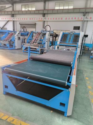 Máquina laminadora de flauta de alta precisão e alta velocidade com tecnologia automática de correção por servo Modelo GFS1500